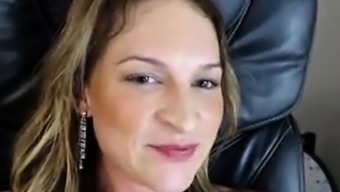 Hot female ejaculation on livecam