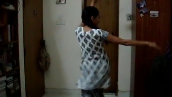 DESHI DANCE