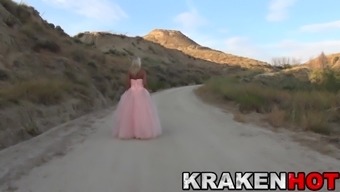 Krakenhot - Cute bride Estefani Tarrago in outdoor submision