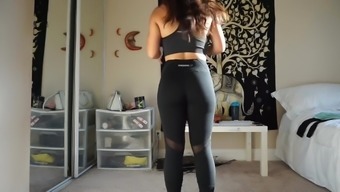 Sasha Bree Fit in hot leggings 