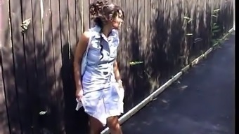 Latin girl outdoor upskirt peeing in ally near townhouses 1