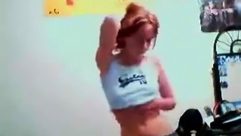 Turkish webcam strip tease