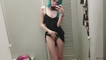 very sexy skinny girl pussy play will make you cum
