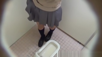 Pee Dripping Japanese Ho
