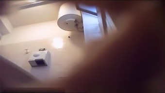 Italian Toilet hidden cam