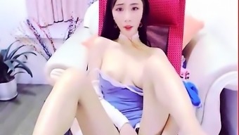 Hot Chinese teen live pussy masturbate