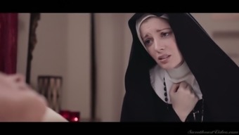 Sinful nun Mona Wales is ready to eat wet pussy properly at night