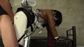 attack on titan cosplayer got tied and sexually harassed