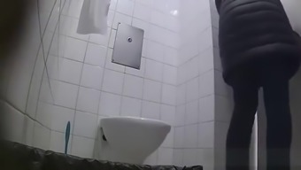 French MILFs peeing WC voyeur cam hidden
