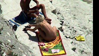 Voyeur on public beach Oral Sex sex