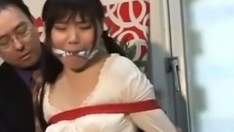 Young japanese girl fucked and cummed on Japanese
