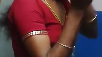 Tamil aunty Saree change 
