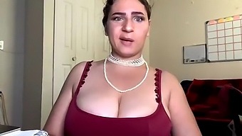 Busty arab girl belly dancing and swinging her big boobs