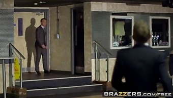 Brazzers - Teens Like It Big - (Cindy Loarn, Danny D) - Dont Go Through That