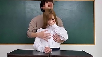 Japanese teen and her classmate stayed at school to clean up the classroom and accidentally fucked on the teacher's desk