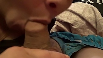 Close-Up Blowjob with a Hot Finish
