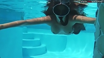 HD video of Diana Kalgotkina enjoying a solo pool session