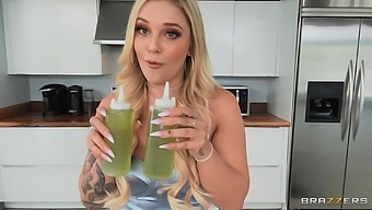 Blonde bombshell Kali Roses gets her pussy pounded in this HD video